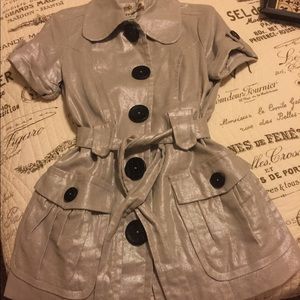 Gray/Silver/Metallic Kensie Short Sleeved Jacket